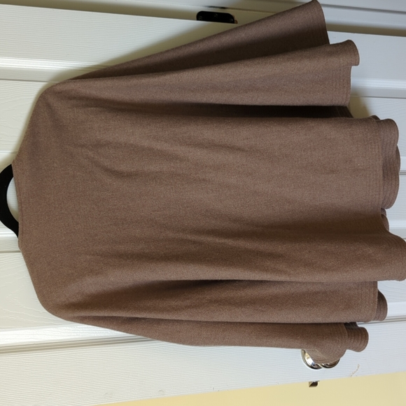 Ann Taylor wool poncho - Picture 2 of 2